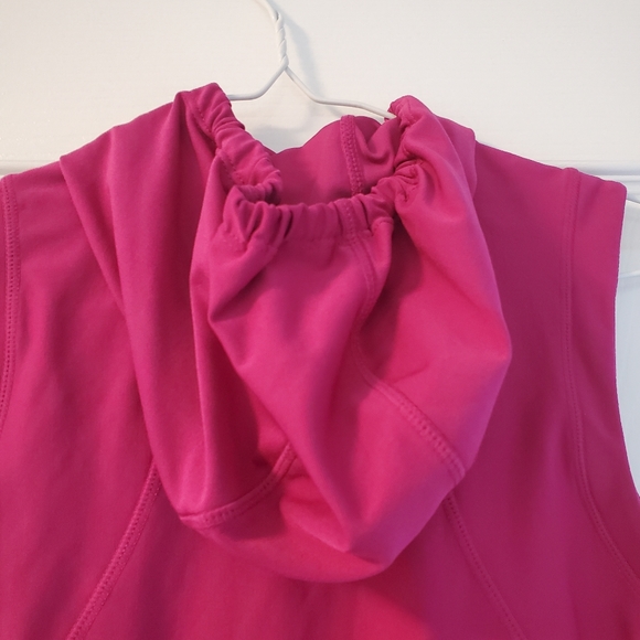 Eddie Bauer Activewear Vest - Picture 5 of 7